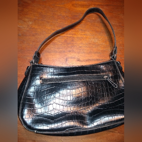 Black Patent Leather Carryland Shoulder bag, Crocodile Pattern, Single S… - Picture 6 of 6